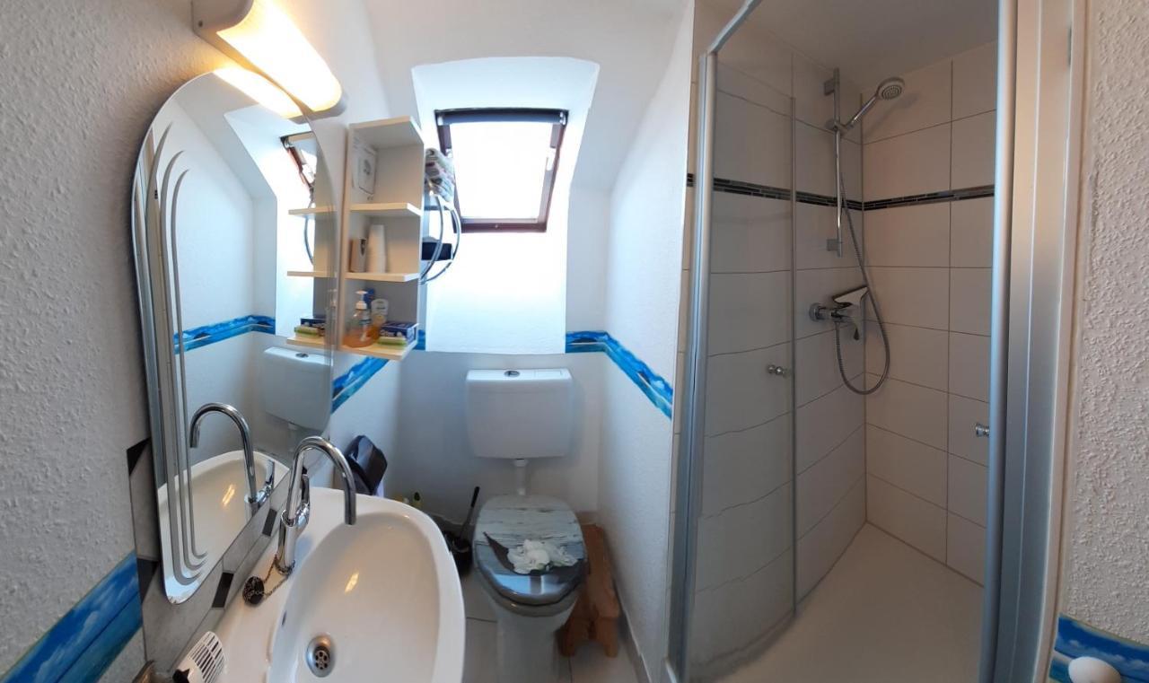 Zwei Ruhige, Private Gaestezimmer Nahe U-Bahn Nuremberg Exterior photo